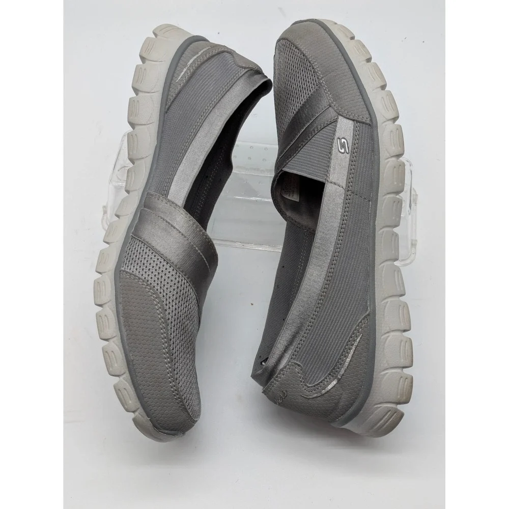 Skechers Memory Foam Slip On Shoes Gray Comfort Walking Women Size 8